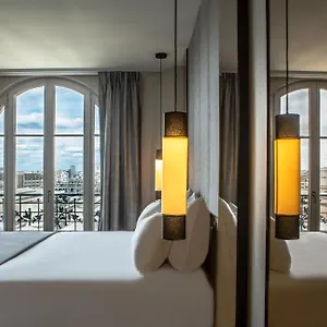 Flanelles **** Paris