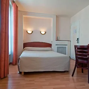 Saint Quentin Отель