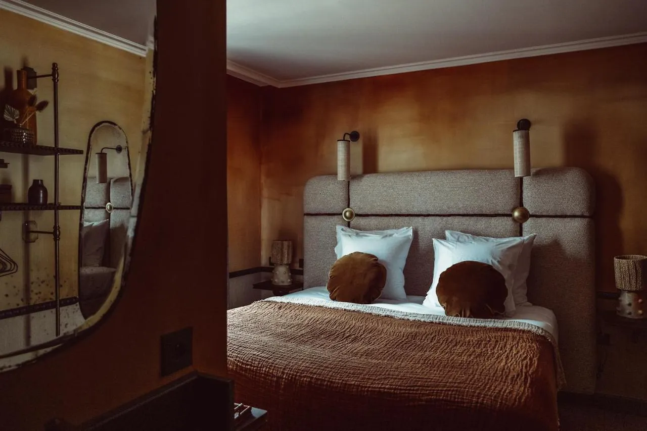 ** Hotel Babel Belleville Paris France